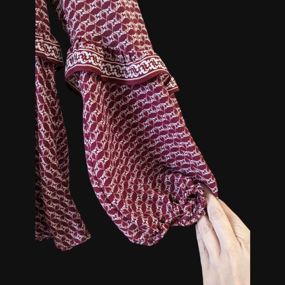 Max Studio Ruffled Balloon Sleeve Blouse - Size M/L - EUC  Burgundy Maroon Red - Picture 4 of 10